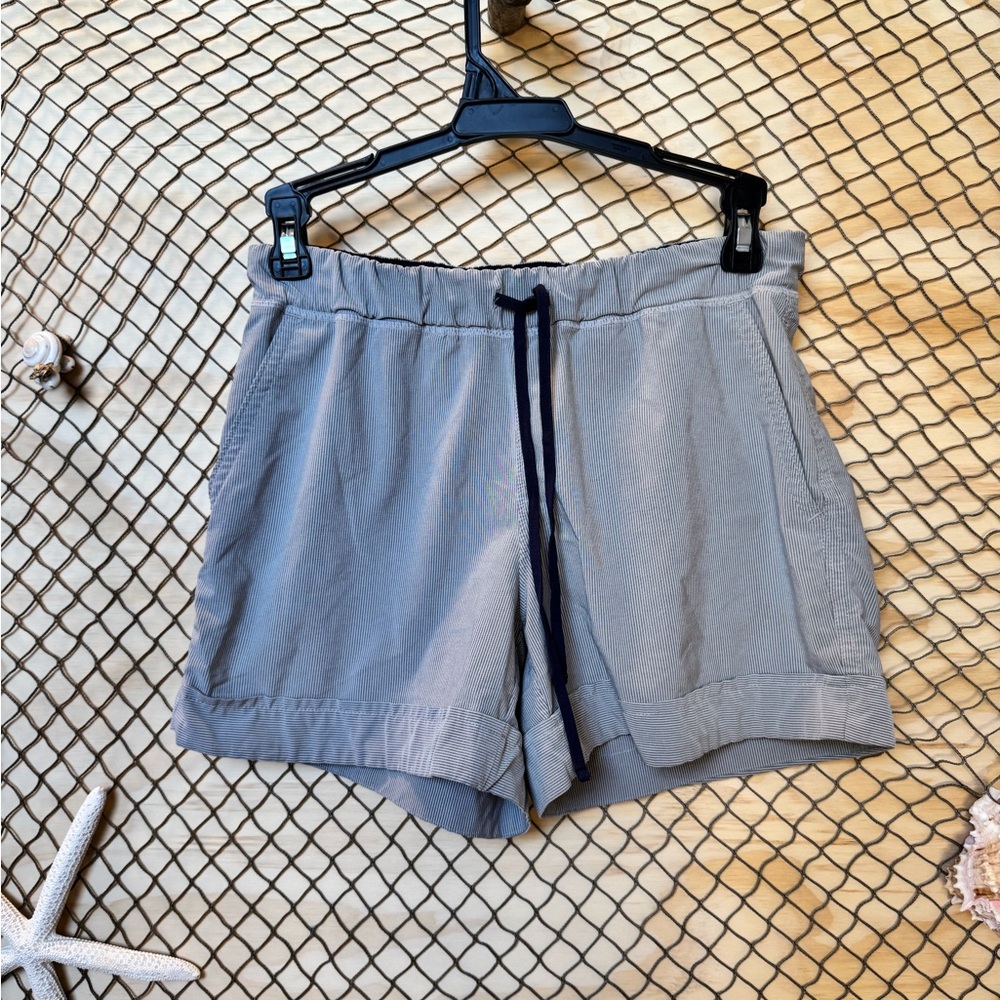 Athleta Gray Athletic Shorts with Elastic Waistband and Adjustable Drawstring